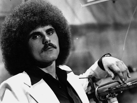 Terug naar 2006: Zanger, cabaretier en presentator Robert Long overleed