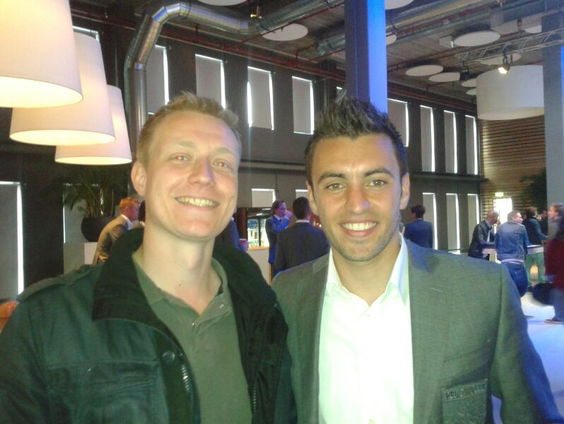 Bram van Polen gaf een rondje aan de fans van PEC Zwolle