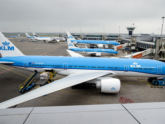 KLM betaalt gedeelte steun van Nederlandse Staat terug