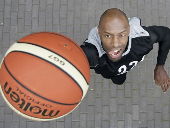 Voormalig NBA-speler Francisco Elson over het nieuwe museum voor sterspeler LeBron James