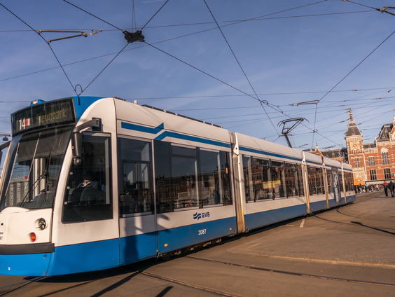 PvdA en GroenLinks willen gratis ov voor armen. Is dat een goed idee?