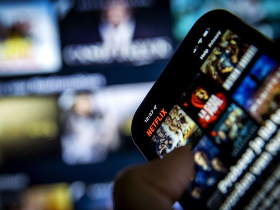 Professor, hoezo zijn die misdaadseries zo populair?