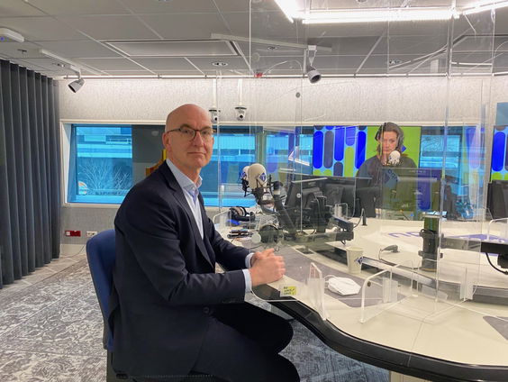 Henk Naves spreekt zich uit tegen marginaliseren rol van de rechter