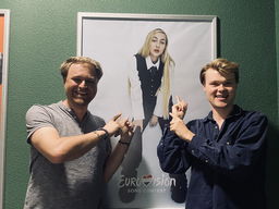 Good-evening Europe!