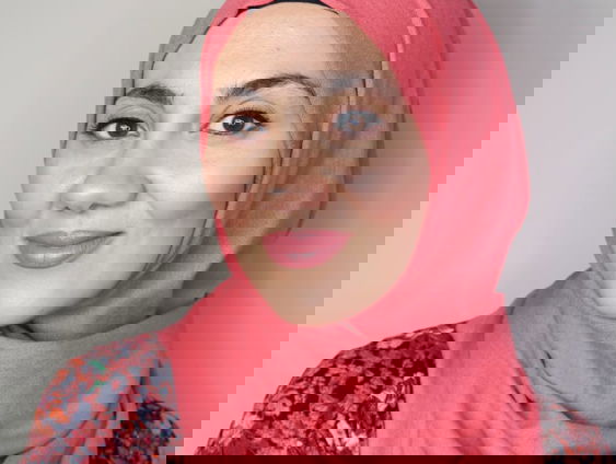 Houda Noussi met 'Kracht'