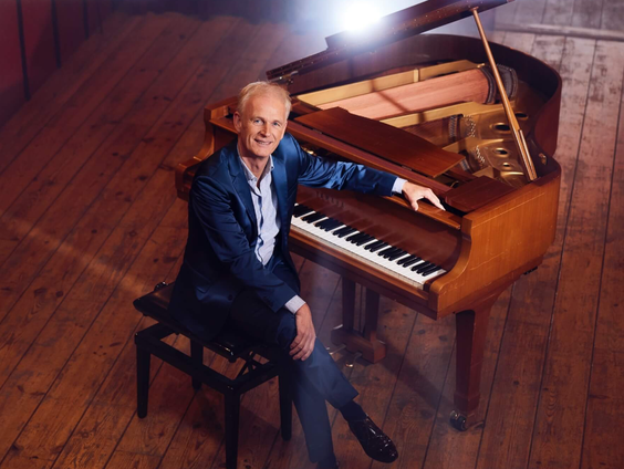 Cor Bakker, pianist