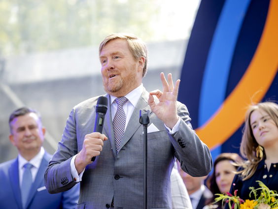 Correspondenten en hun blik op Koningsdag: hoe uniek is ons Oranjegevoel?