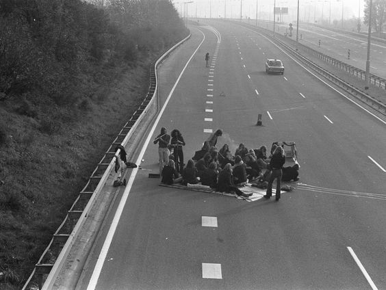 1e uur: energiecrisis, Ieren dansen om dood Queen, Libris nominaties, OVT 11-09-2022