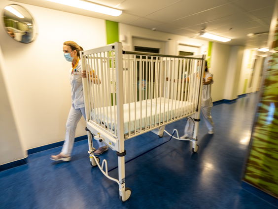 Waarom zijn sommige kinderen beter beschermd tegen infecties?