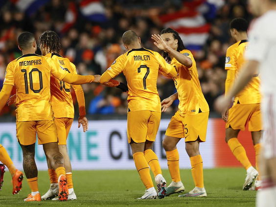 Loopcoach Errol Esajas over het Nederlands elftal: 'Heel veel spelers kunnen niet technisch lopen'