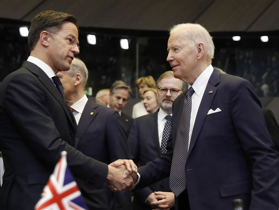 Stand.nl: De technologie van ASML moet uit handen van China blijven