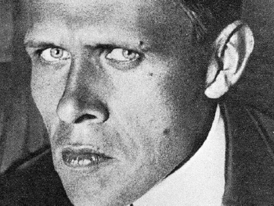 De Poezieboys spelen met Daniil Charms