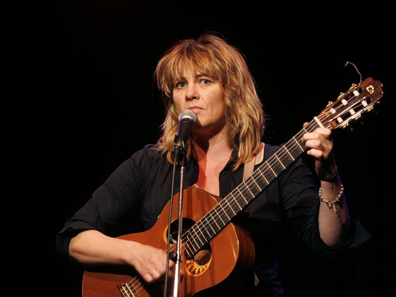 Dorine Wiersma speelt live!