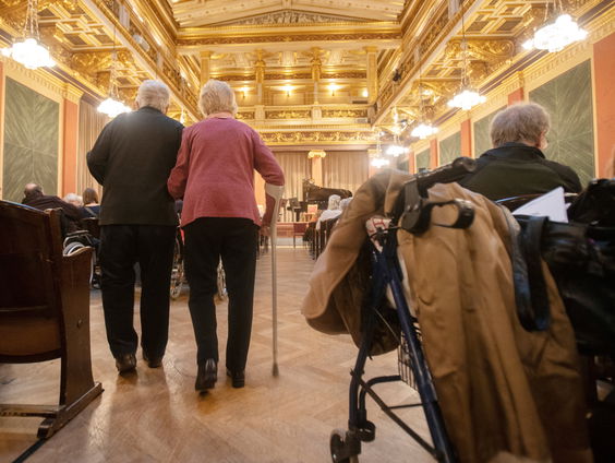 75-plussers meer seksueel actief dan in 2014