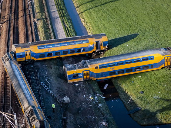 Nog veel onduidelijk over treinongeluk bij Voorschoten, instanties doen onderzoek