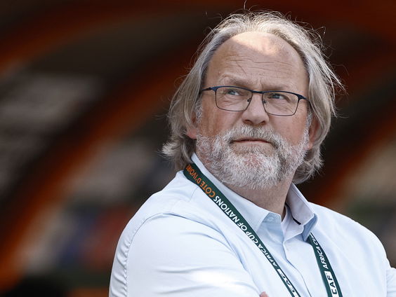 Voetbaltrainer Tom Saintfiet werkte overal, van Finland tot Gambia: 'Dat was nooit mijn doel'
