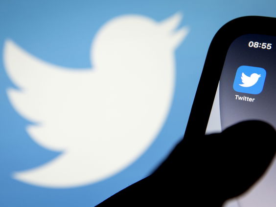 Europese wet moet 'scheidsrechter' op Twitter worden