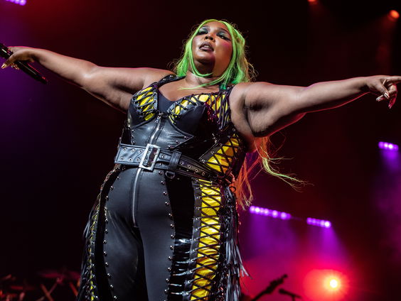 Lizzo krijgt belangrijke award, maand na aanklacht