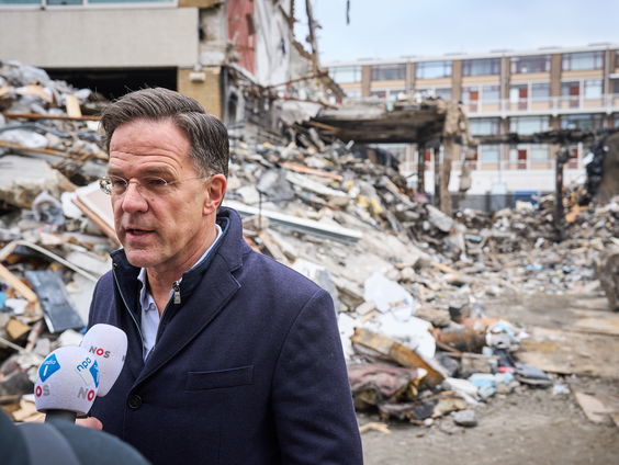 Rutte bezoekt Schammenkamp Rotterdam
