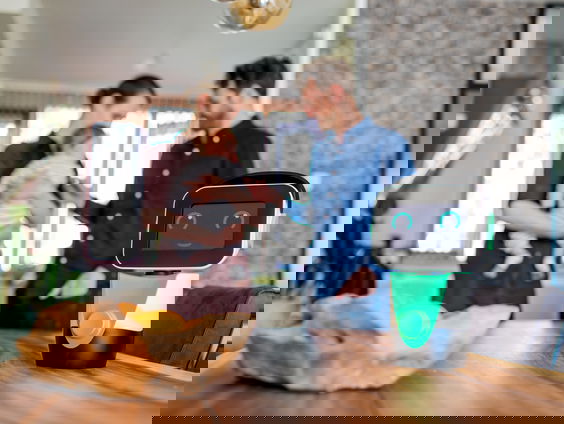 Robot FLOo helpt ouders met licht verstandelijke beperking bij opvoeding