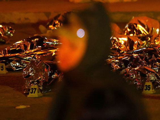 Arrestaties ophanden na fatale brand detentiecentrum migranten