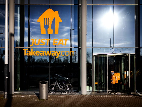 2022 was slechtste jaar ooit voor moederbedrijf Thuisbezorgd