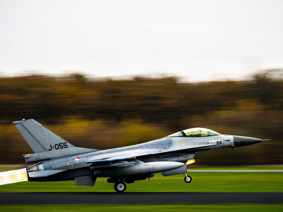 F-16-trainingen beginnen deze zomer met tien Oekraïners