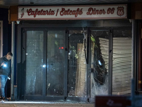 Twee explosies bij horecazaken Arnhem waar verdacht pakketje lag