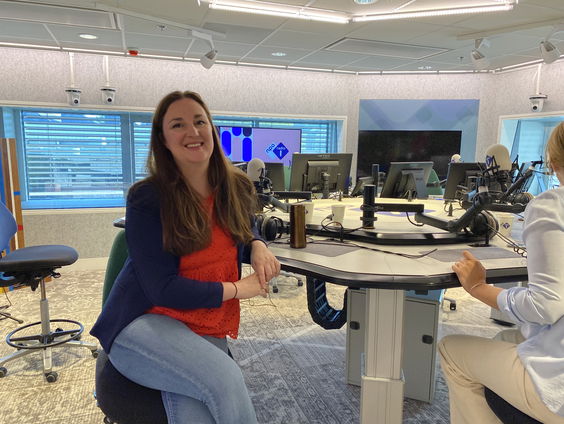 Fleur Ravensbergen over vredesonderhandelingen en haar boek Ontwapend