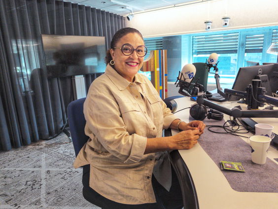 Suzy Römer, oud-premier van de Nederlandse Antillen, over de Tula-lezing