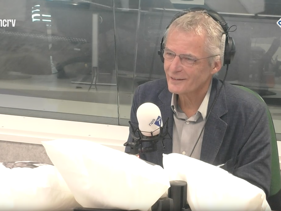 Herman Finkers over De kleine prins in het Twents