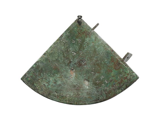 Terug naar Toen: Vandaag in 2013 vonden archeologen in Zutphen een zogenoemd kwadrant uit de 14e eeuw.