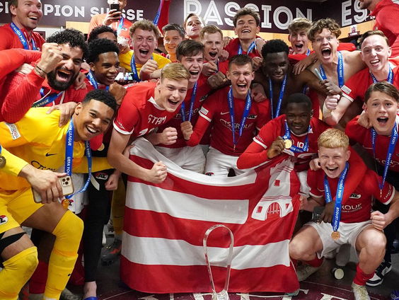 BrainFirst is het brein achter de jeugdopleidingen van onder andere AZ, PSV en Feyenoord