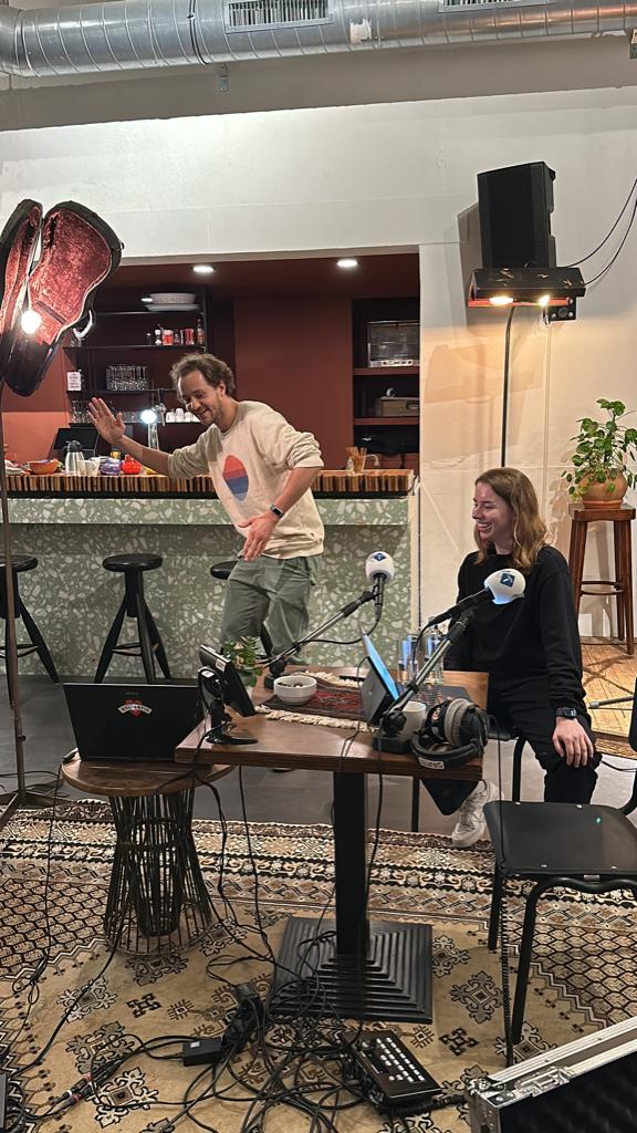 PhDonderzoeker Michelle Appel gebruikt AI om dansend muziek te maken