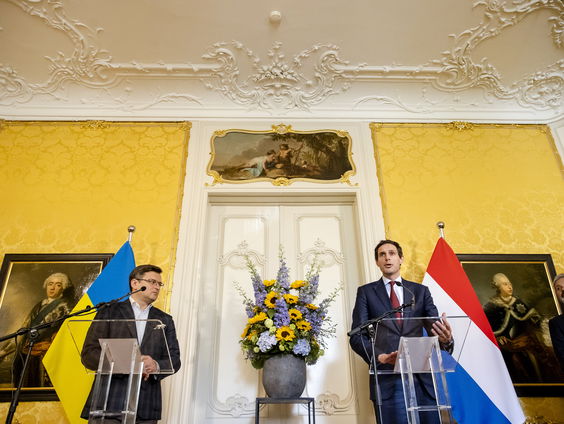 Nederland steunt voorstel om Oekraine kandidaat-lid te maken van EU