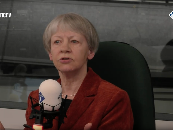 Nicoline van der Sijs gaat atlas van Nederlandse taal in Cariben samenstellen