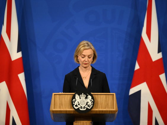 Truss biedt excuses aan na aanhoudende kritiek