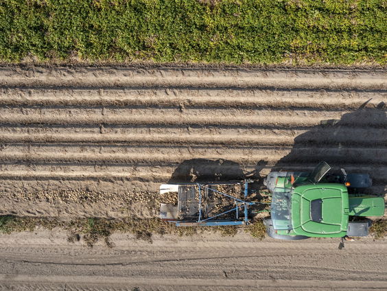 Kloof ontstaan tussen stad en plattenland stelt Remkes
