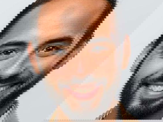 Kunststof - Karim Amghar, programmamaker, schrijver en docent