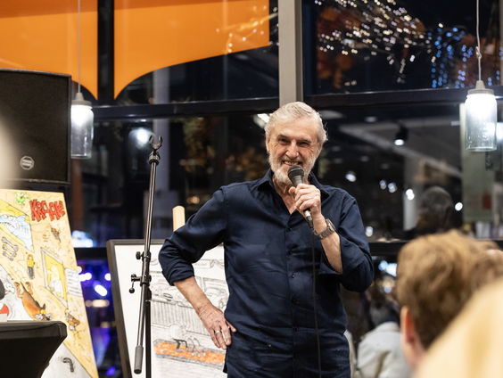 FC Knudde-tekenaar Toon van Driel krijgt na 50 jaar eindelijk erkenning