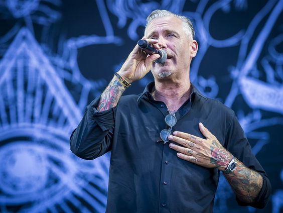 Eric Corton over zijn theatershow met Maaike Ouboter: 'Harnas van Glas'