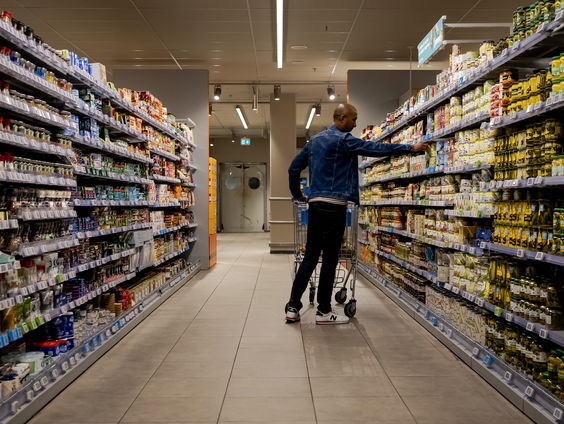 Waarom zijn sommige boodschappen in Nederland duurder dan in Duitsland?