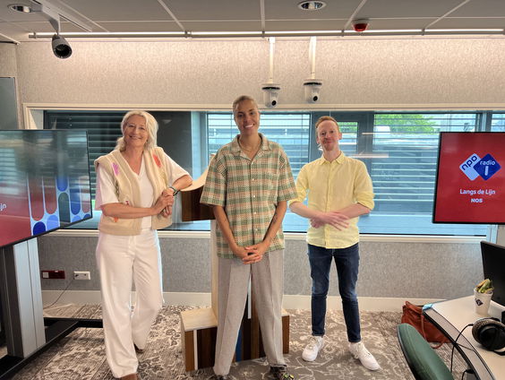 Rocky Hehakaija over haar knieblessure: "Als ik beter was begeleid had ik nu nog kunnen voetballen"