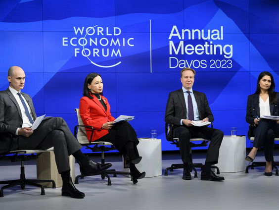 Europa Draait Door over het World Economic Forum