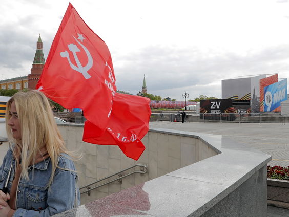 Welke extra veiligheidsmaatregelen worden er getroffen rond de 'Dag van de Overwinning' in Rusland?