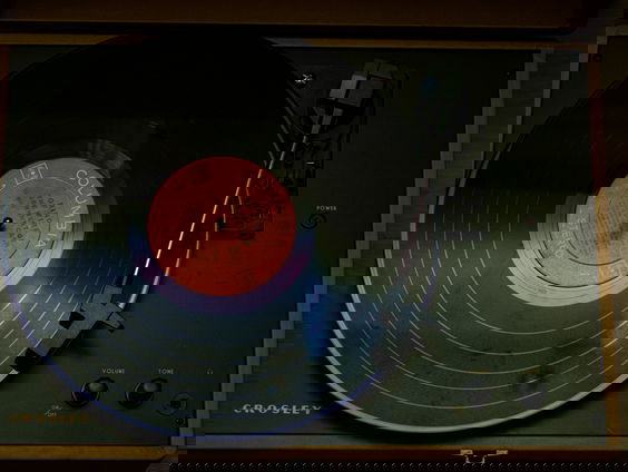 Vers Vinyl: Wat zijn de beste platen van oktober?