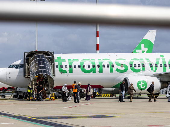 Nieuwe stillere en zuinigere vliegtuigen van KLM en Transavia.