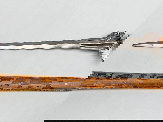 Roofkunst: Het verhaal van de Kris van KlungKung