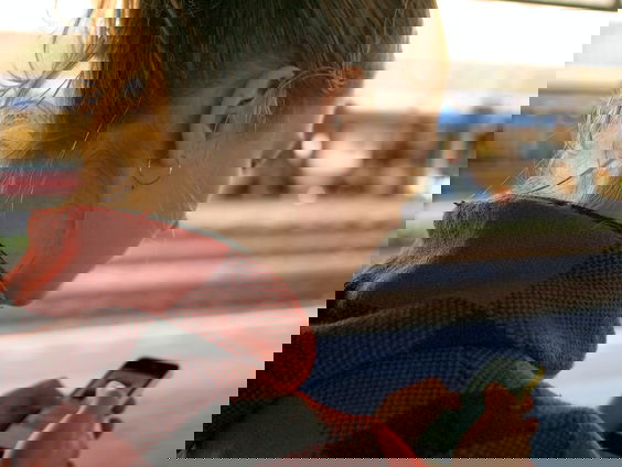 Wat doet 'doomscrollen' met je brein?