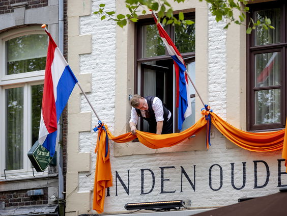 Limburgse band treedt op voor koning